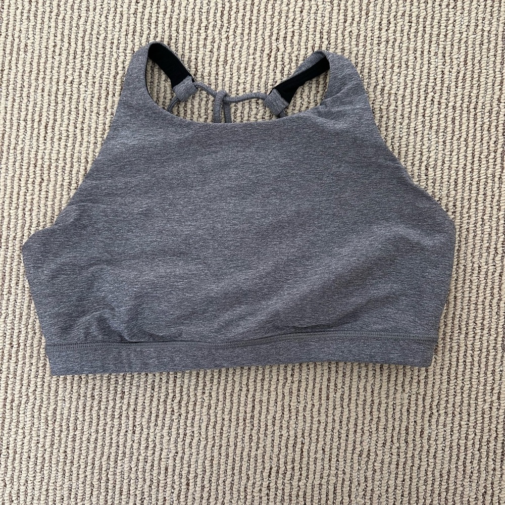 Heather Gray Racerback Sports Bra for Active Comfort